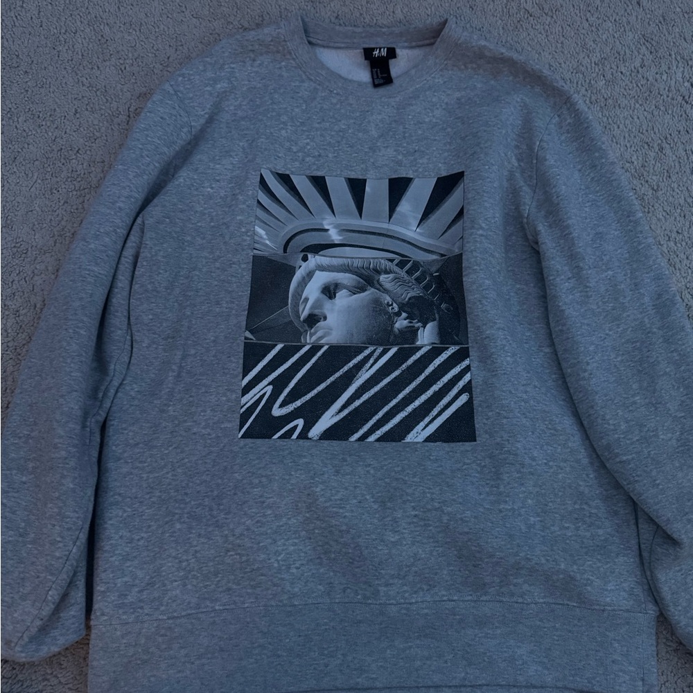 H&M Gray Crewneck Sweater with Modern Graphics